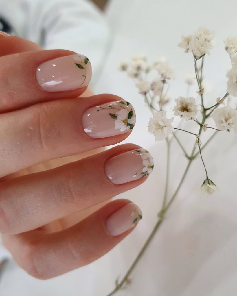 10 Nail Trends to Try on Your Wedding Day - The New York Times